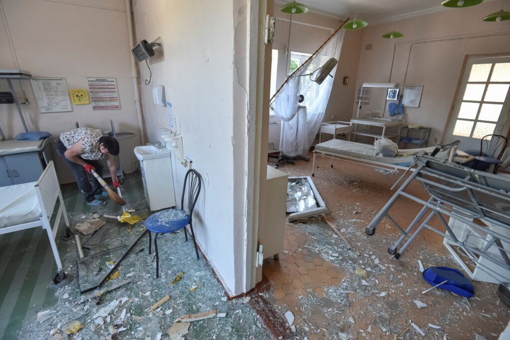 russia-kills-22-in-ukraine-as-kremlin-defiant-over-trump-warnings