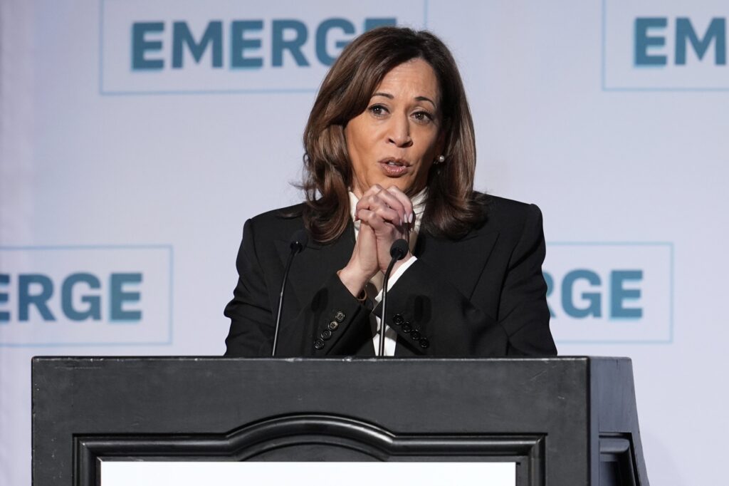 harris-passes-on-california-governor-run,-eyes-2028-white-house-bid